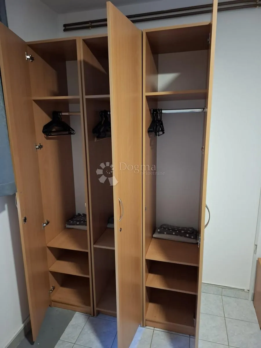 idealno za radnike: prostrani stan, 10 osoba, štefanovec - slika 12