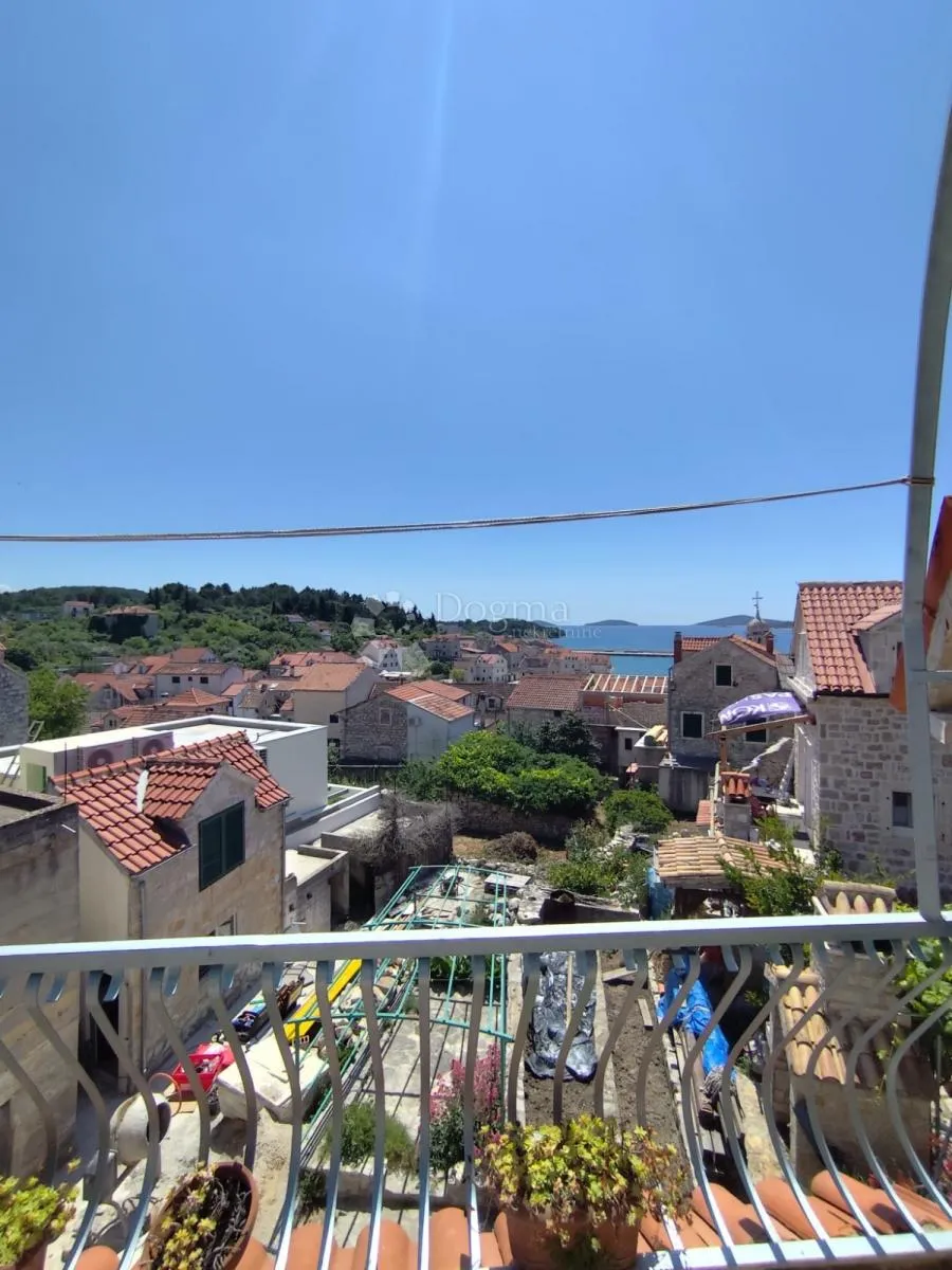 autentična kamena kuća s terasom i otvorenim pogledom na more - slika 13
