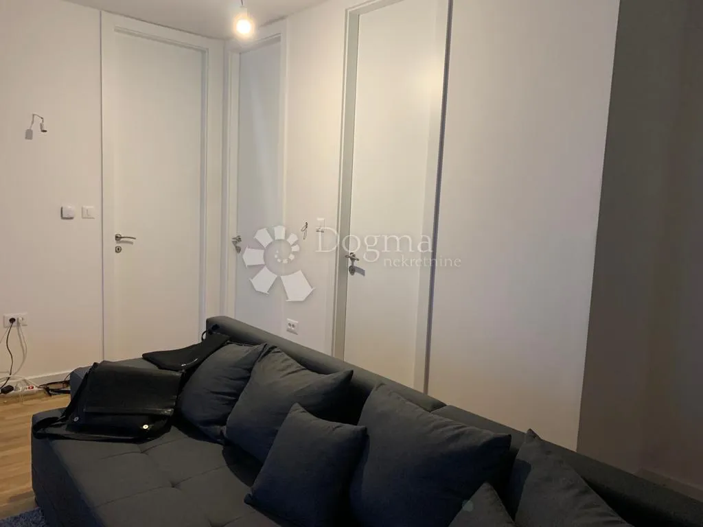 vodice-novogradnja sa garažom, 143m2 - slika 26