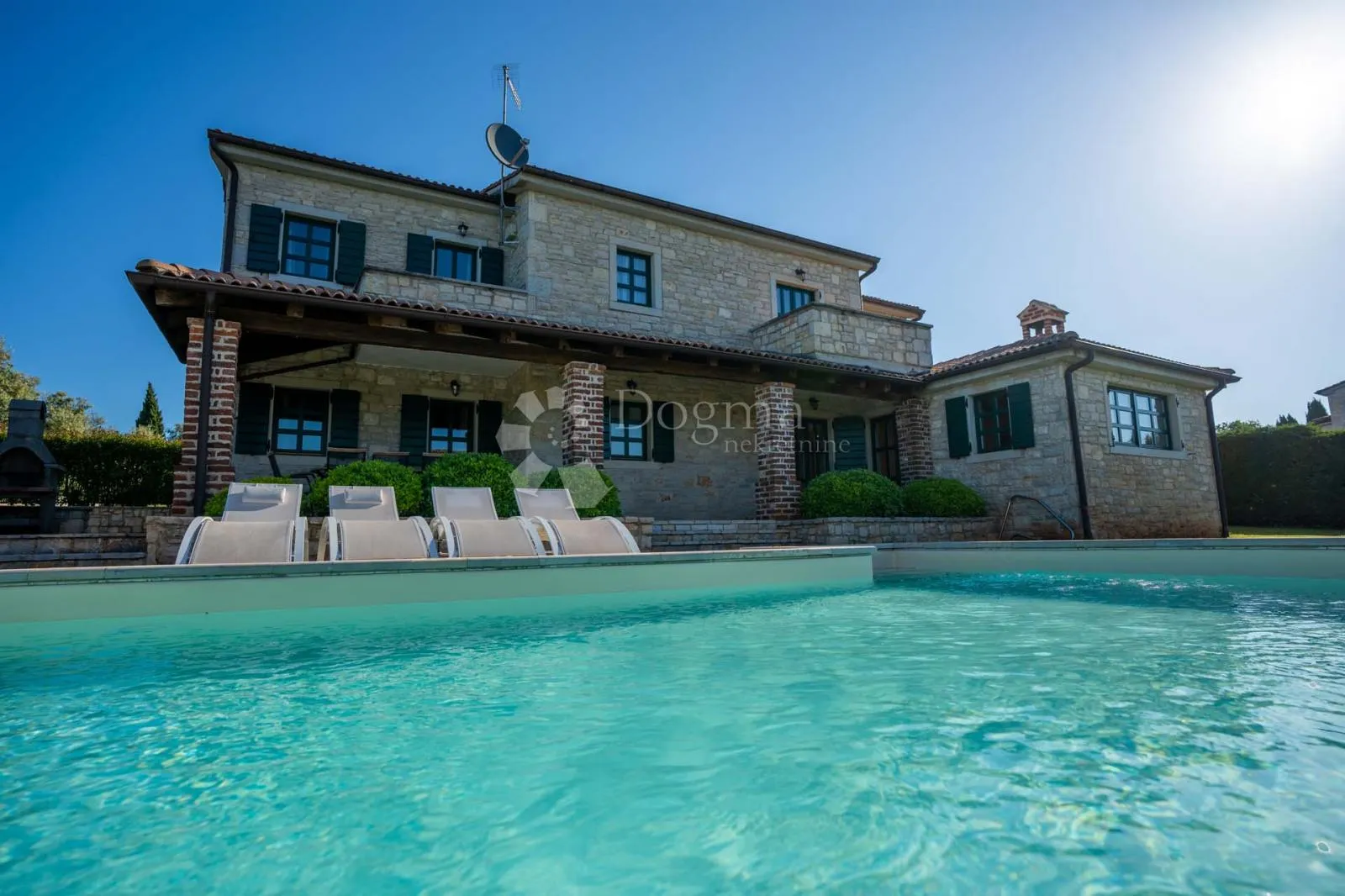 jedna od 10 vila-kompleksa-heraki-poreč - slika 5