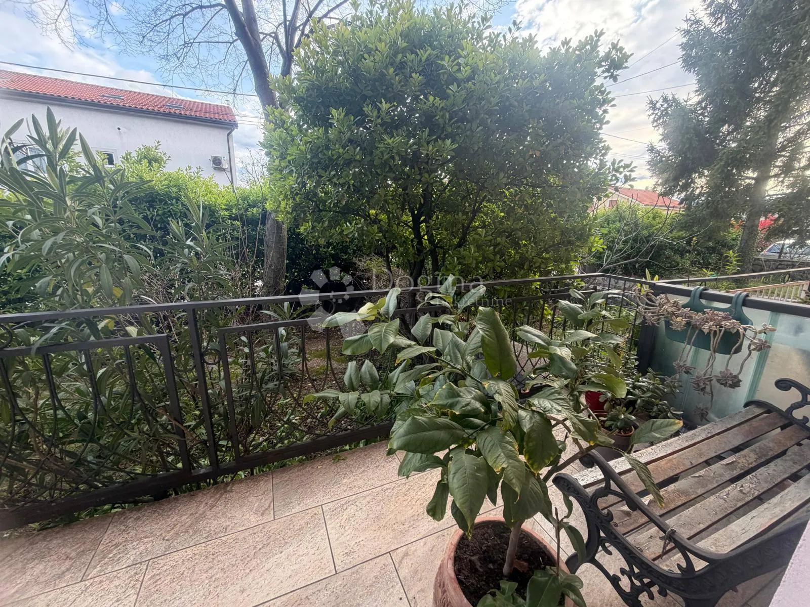 stan sa vrtom samo u dogmi - slika 12