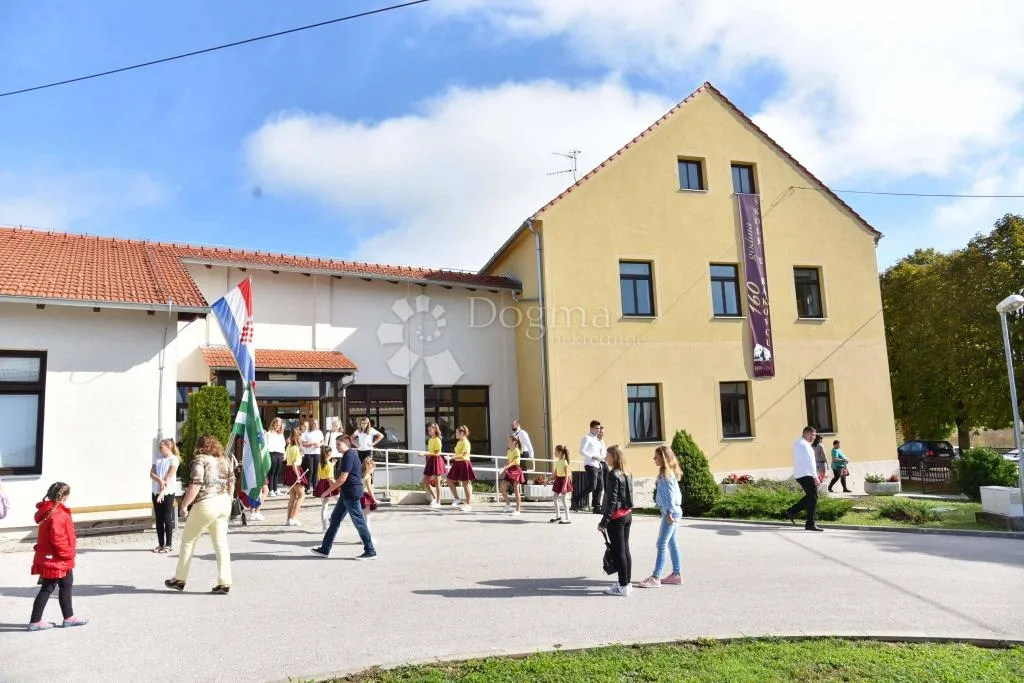 građevinsko zemljište kod čvora sveta helena - slika 4