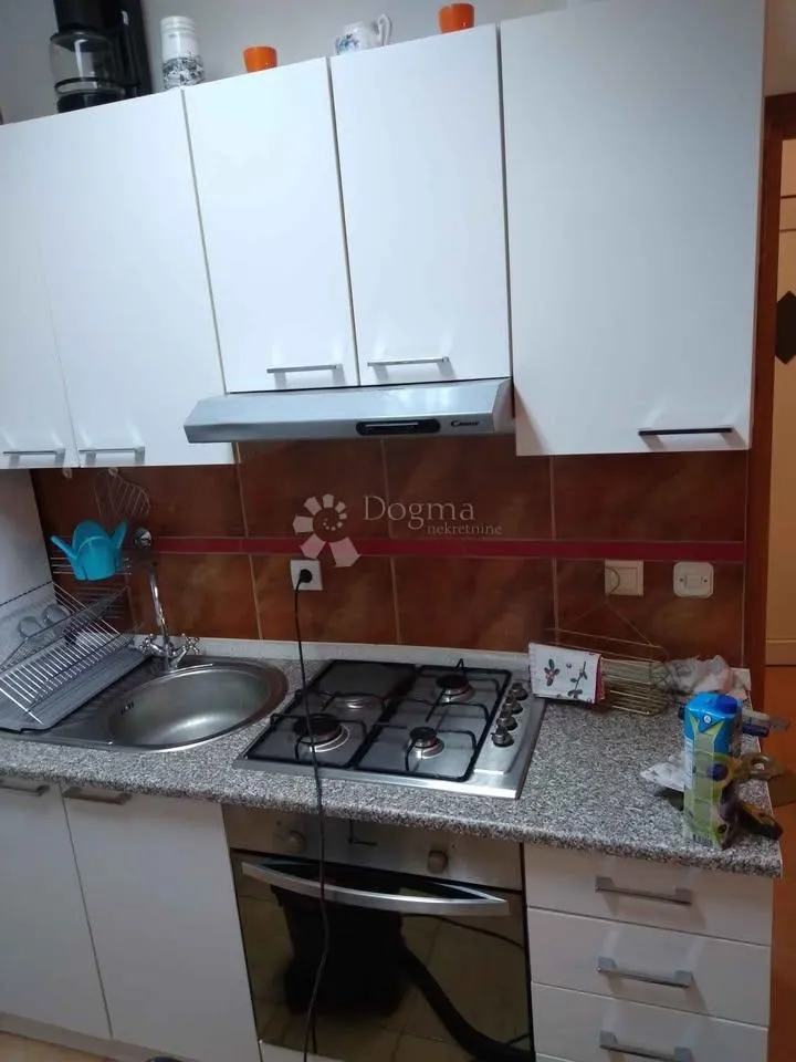 istarsko imanje od 5000 m² s više objekata i parkom - slika 21
