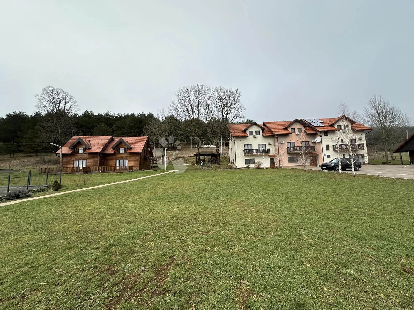 resort u srcu like nadomak plitvica - uhodan posao !!! - slika 3