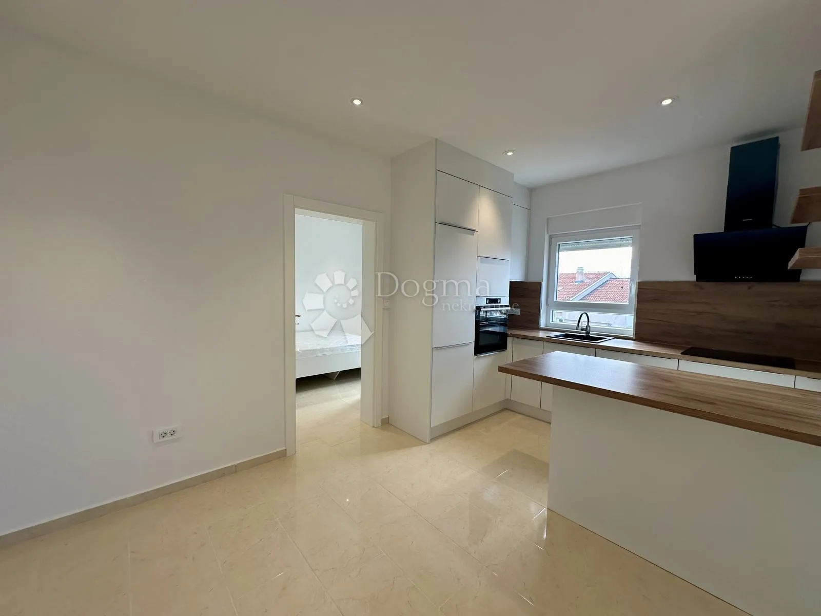 apartman crikvenica 80m2 sa pogledom na more - slika 5