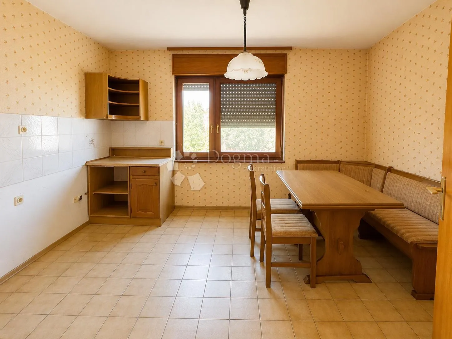 prodaja kuće s velikom okućnicom – javorje - slika 14