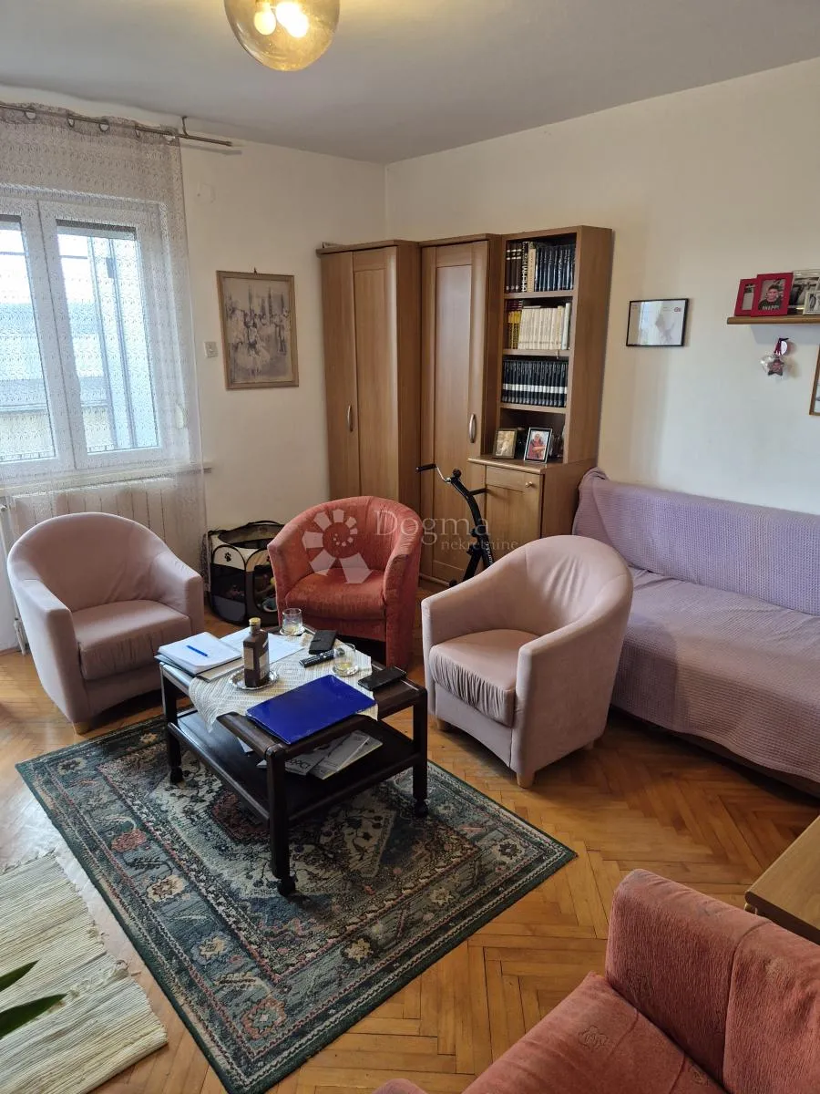 app 70m2 uži centar crikvenice - slika 2