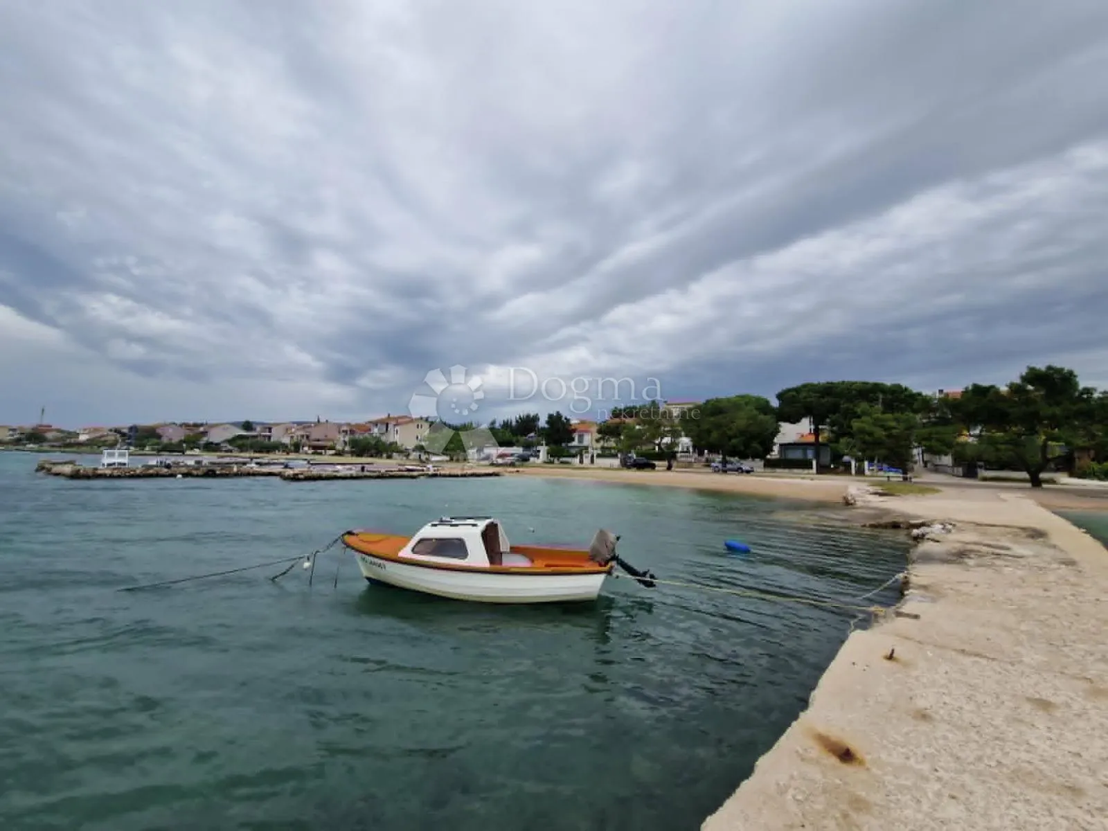 biograd/turanj - građevinsko zemljište 630 m2 - slika 20