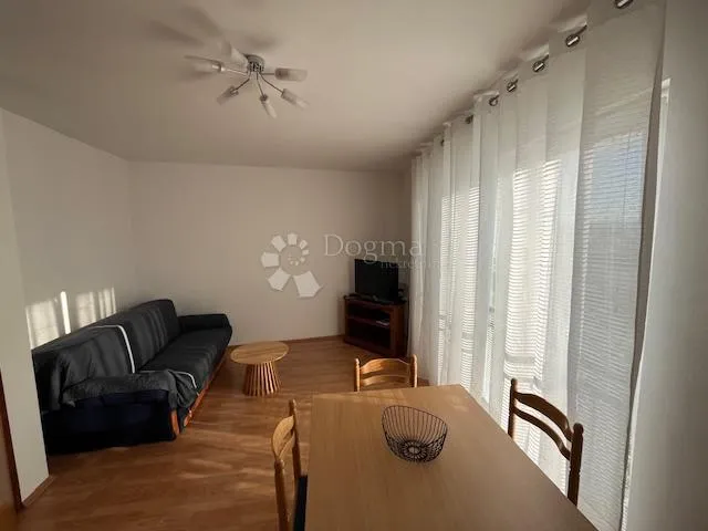selce,dvije kuće nadomak centra - slika 8
