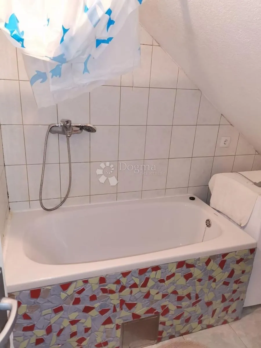 investicijska prilika - 2 uređena stana u čulincu ukupno 80m2 - slika 9