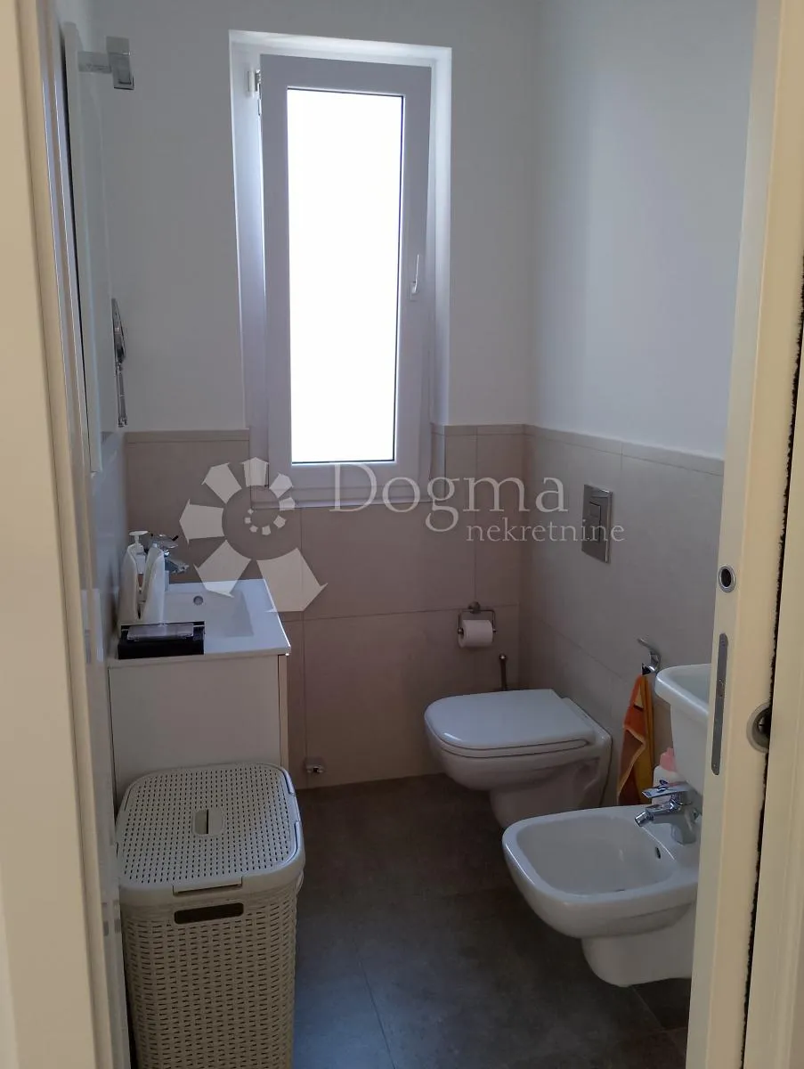 moderna kuća, 3 stambene jedinice, borik - zadar - slika 16