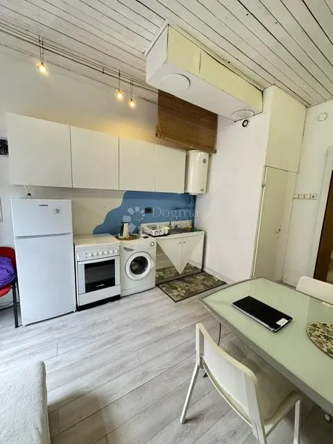 uhodan apartman 36m2 + 11.06m2 - prilika - slika 2