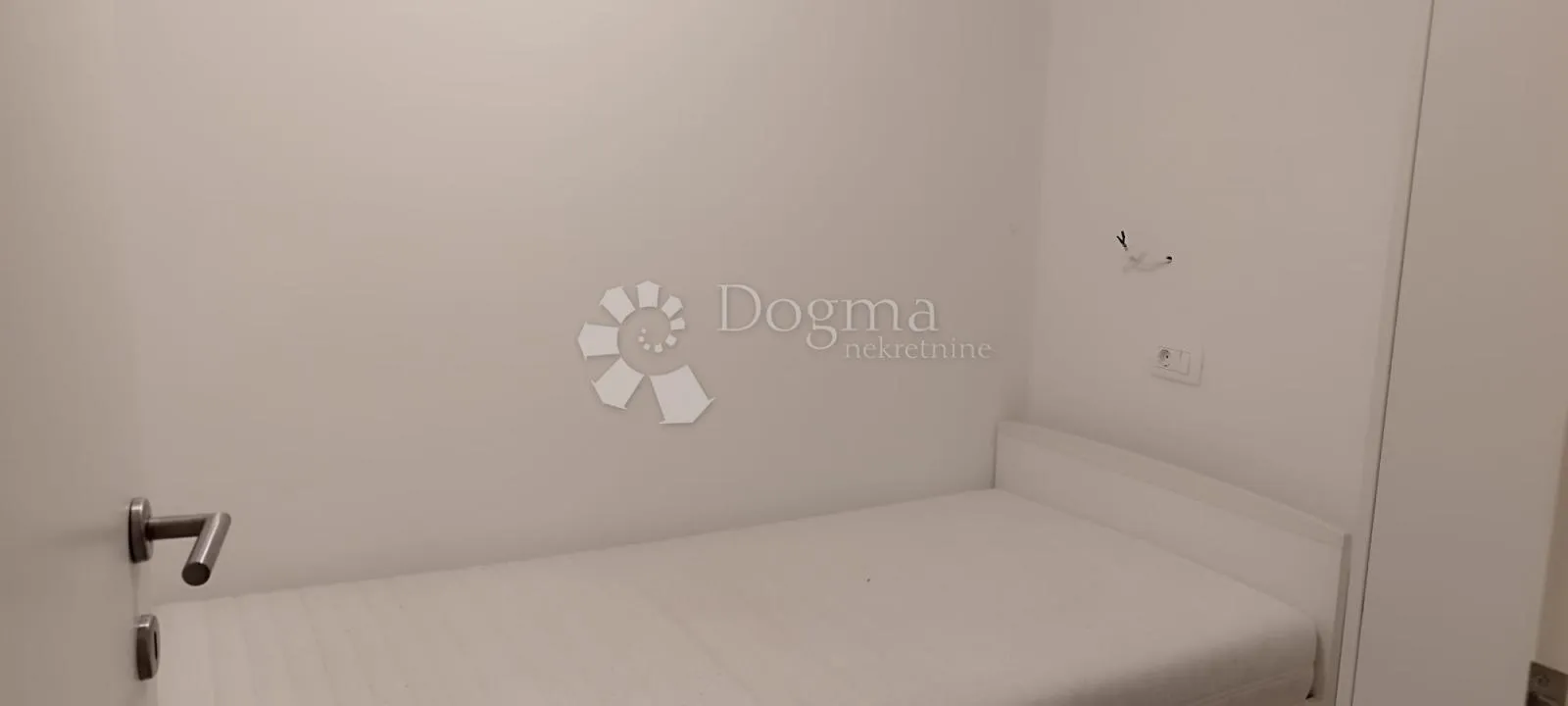 otok krk - malinska - apartmanska kuća - slika 19
