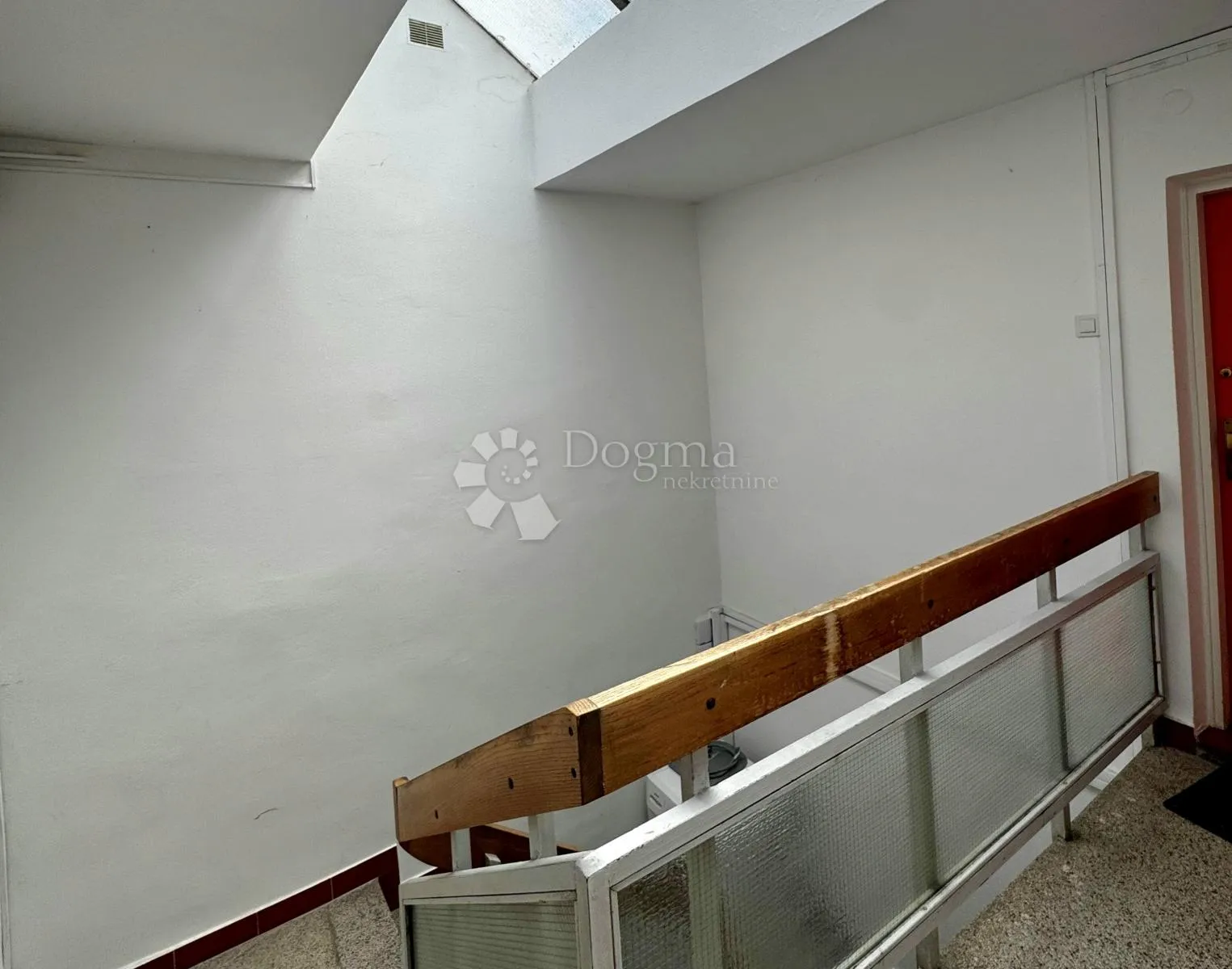 prodaja, stan, karlovac, nkp 50m² + 20m² terase, grabrik - slika 18