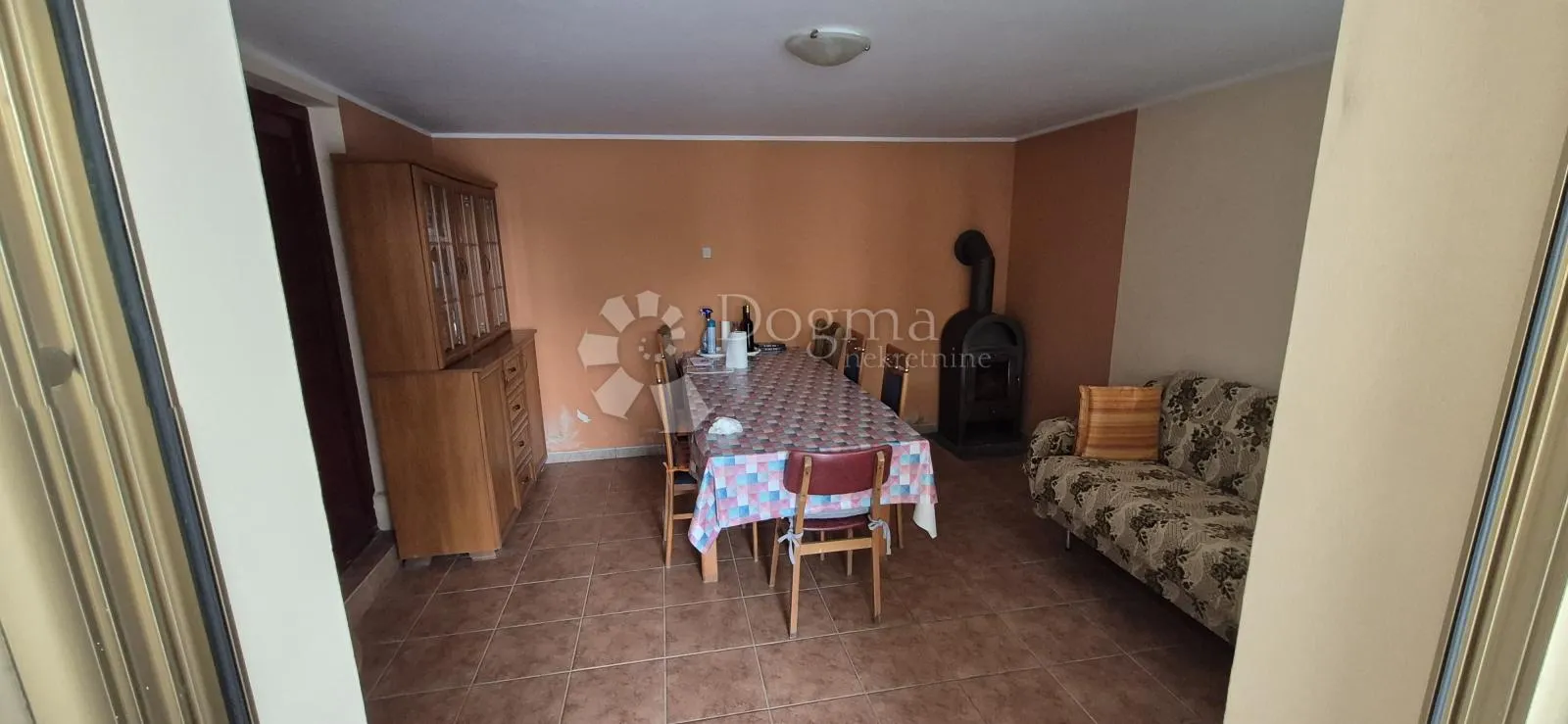 predivno imanje s pogledom na učku i dvorac belaj – 2475 m² - slika 2