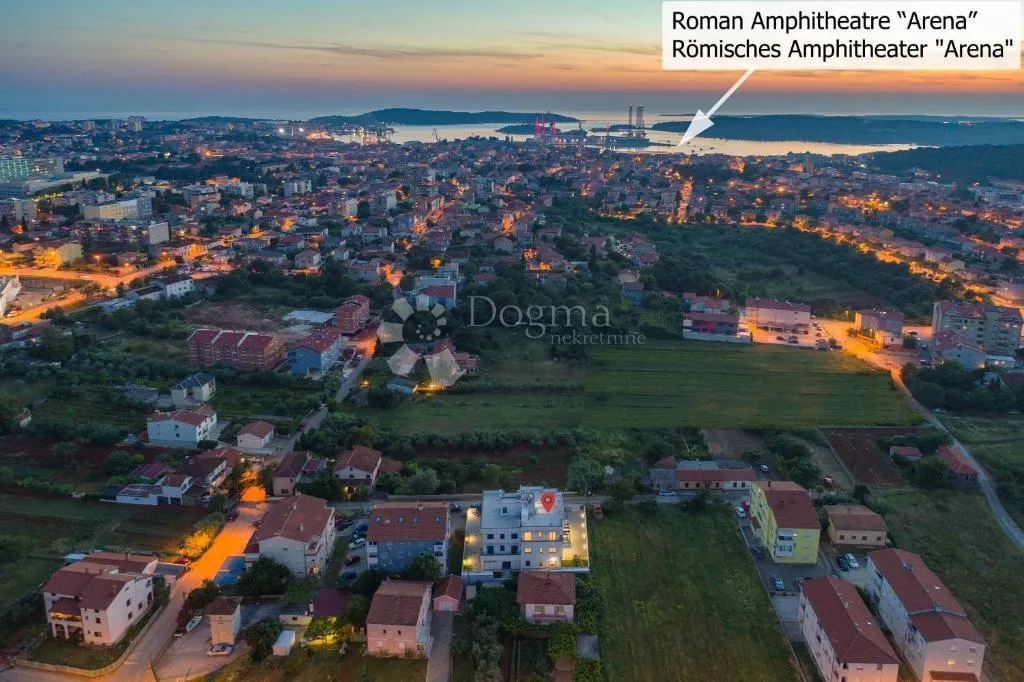 vila s 5 stanova na atraktivnoj lokaciji - slika 2