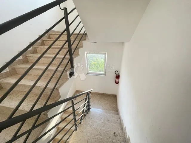 viškovo, 1s+db s balkonom - slika 12
