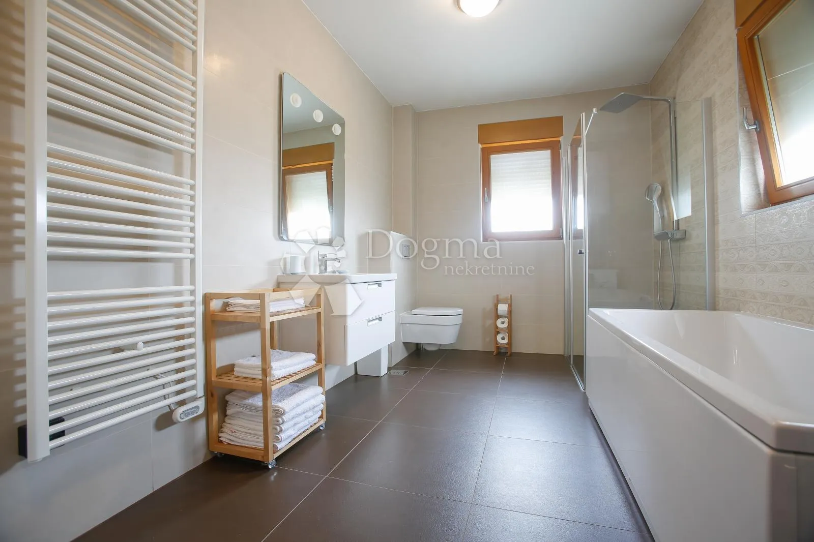 apartman prvi red do mora 3s+db - slika 14