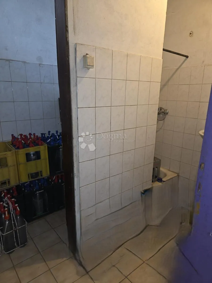dvije kuće i dvije garaže – beli manastir - slika 27