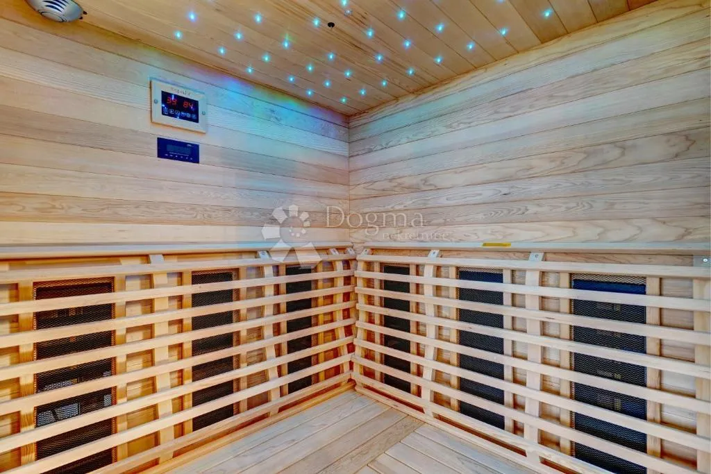 moderna villa s bazenom, saunom i jacuzzijem - slika 3