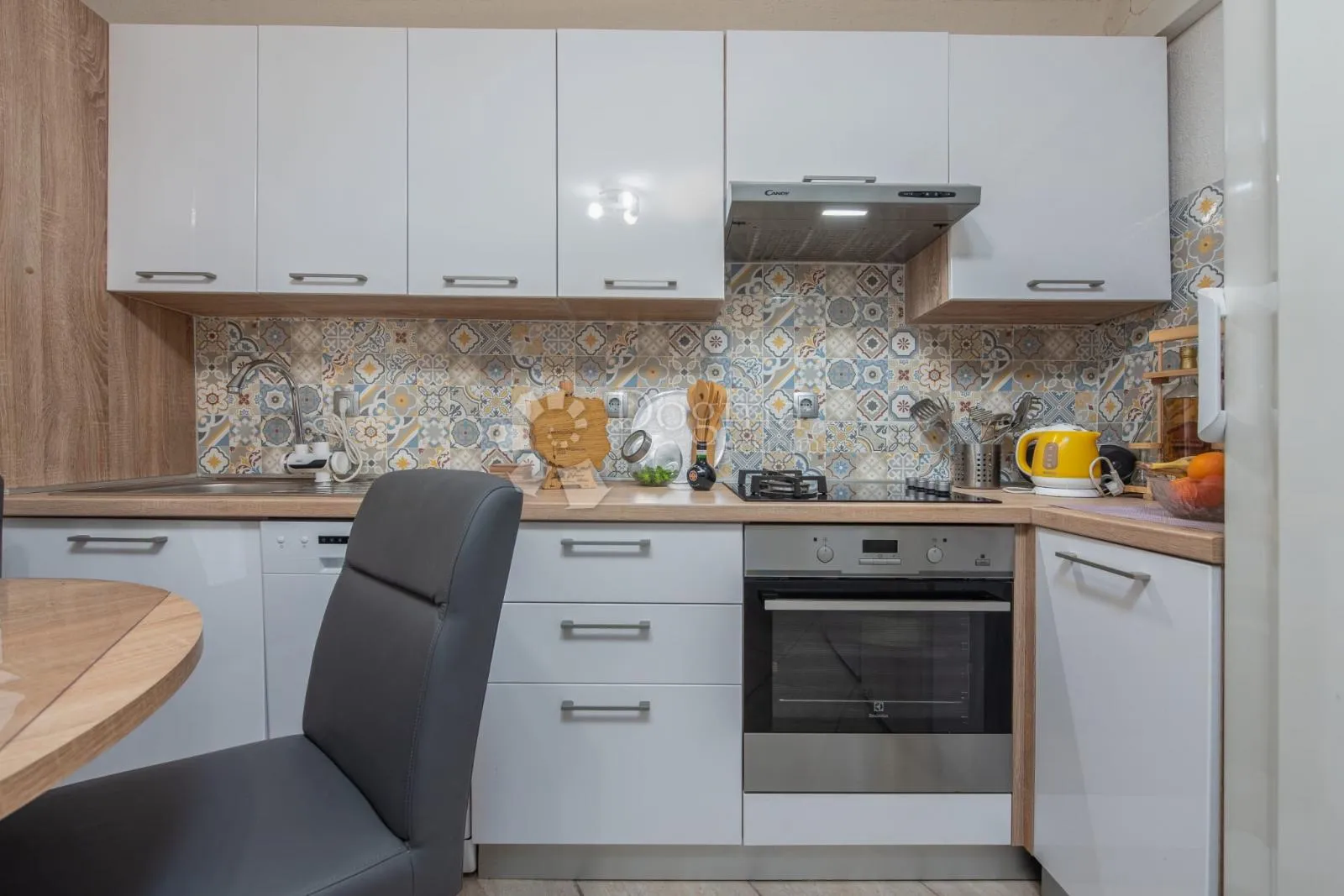 cesarisa , ribarica app 39.53 sa okućnicom - slika 2