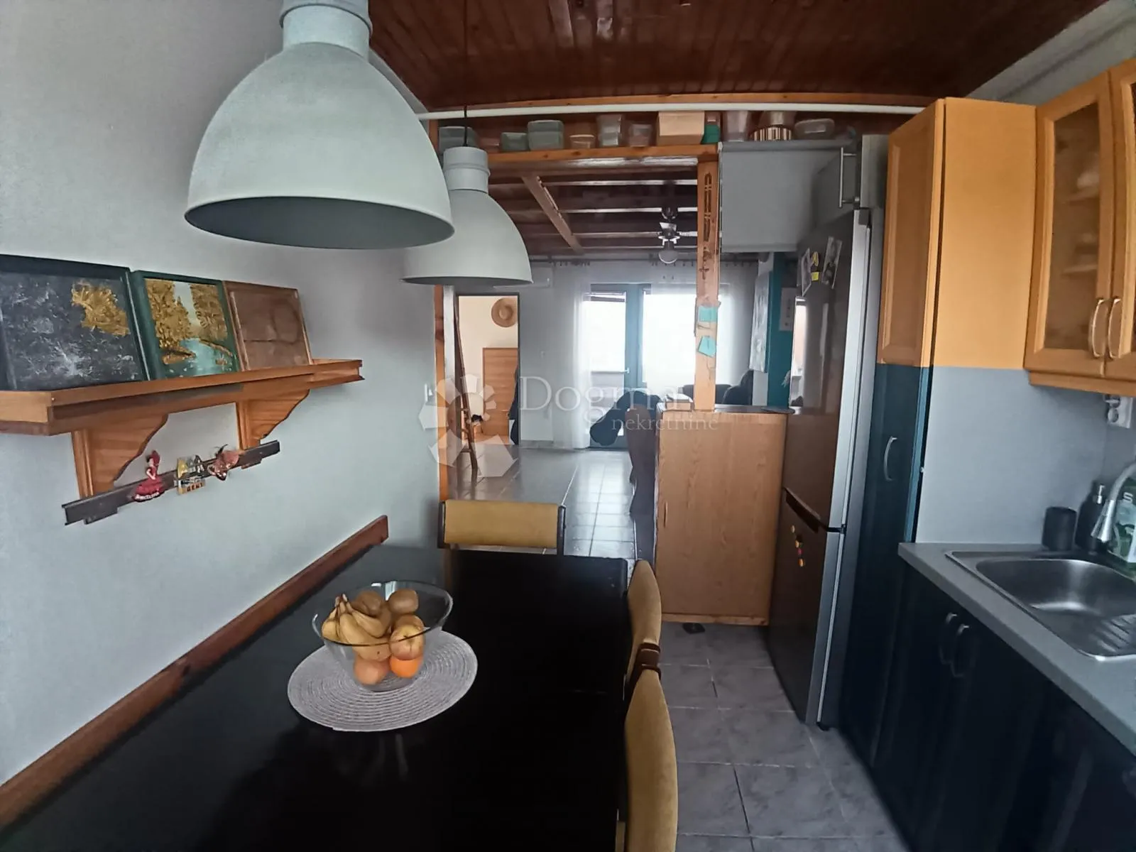 kuća u orahovici – 2 stana, garaža, podno grijanje - slika 5