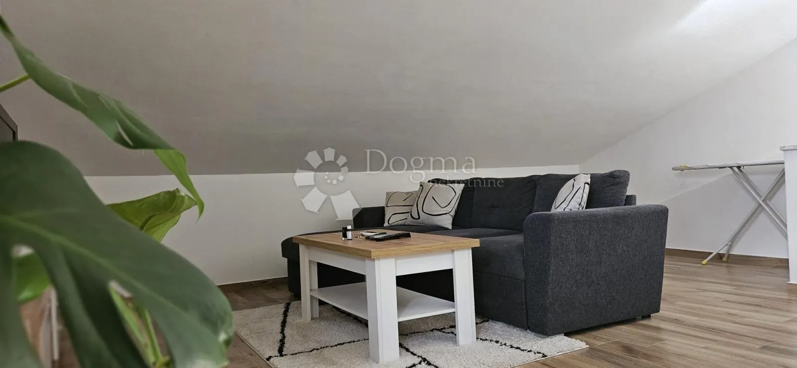 novoadaptirana kuća - slika 32