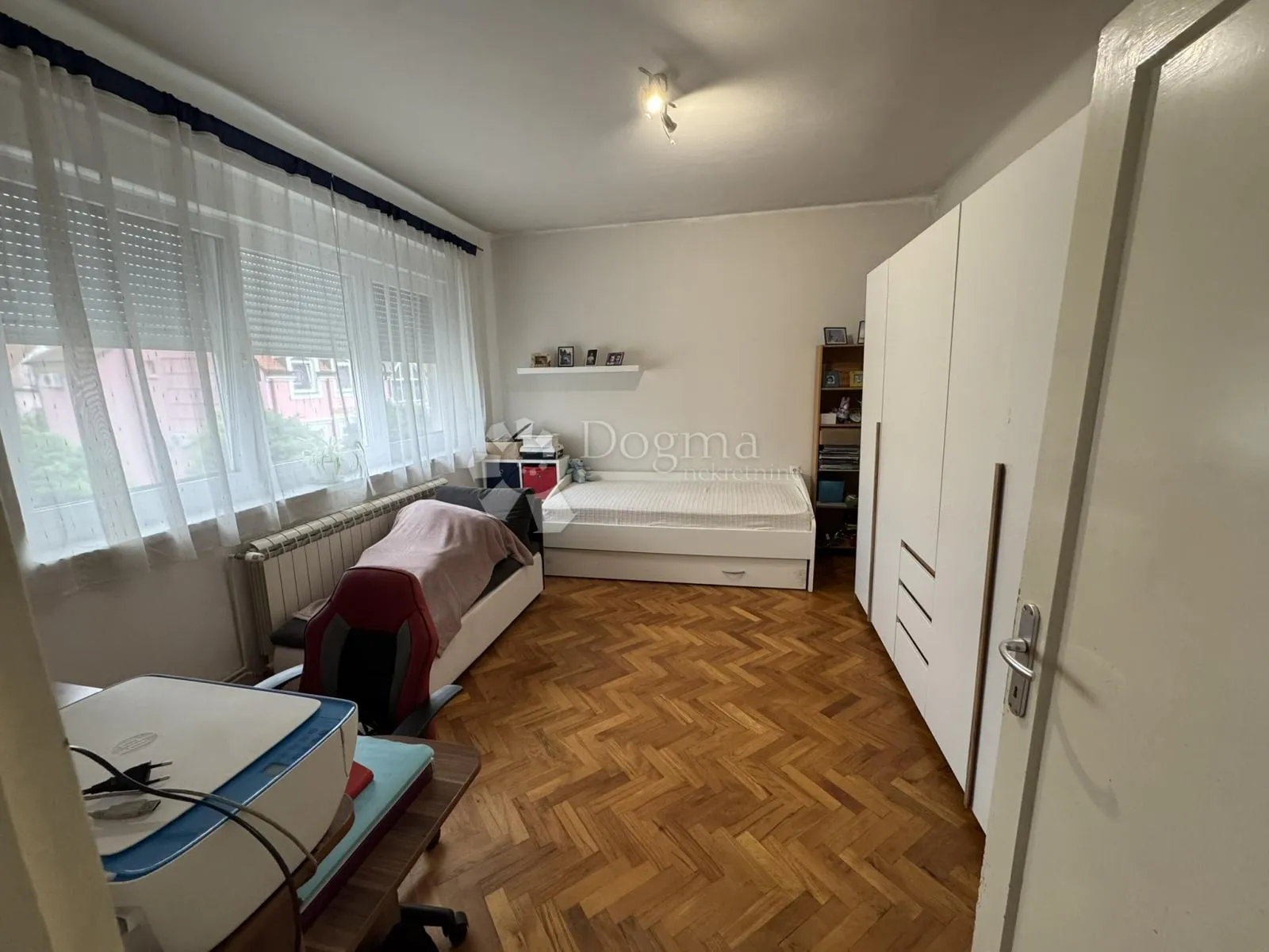 prostran trosoban stan + garsonjera, centar bjelovara - slika 5