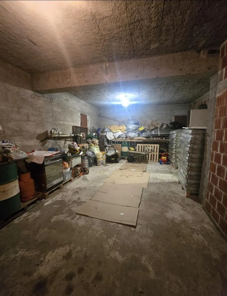 velika kuća s više mogućnosti- drenova - slika 11