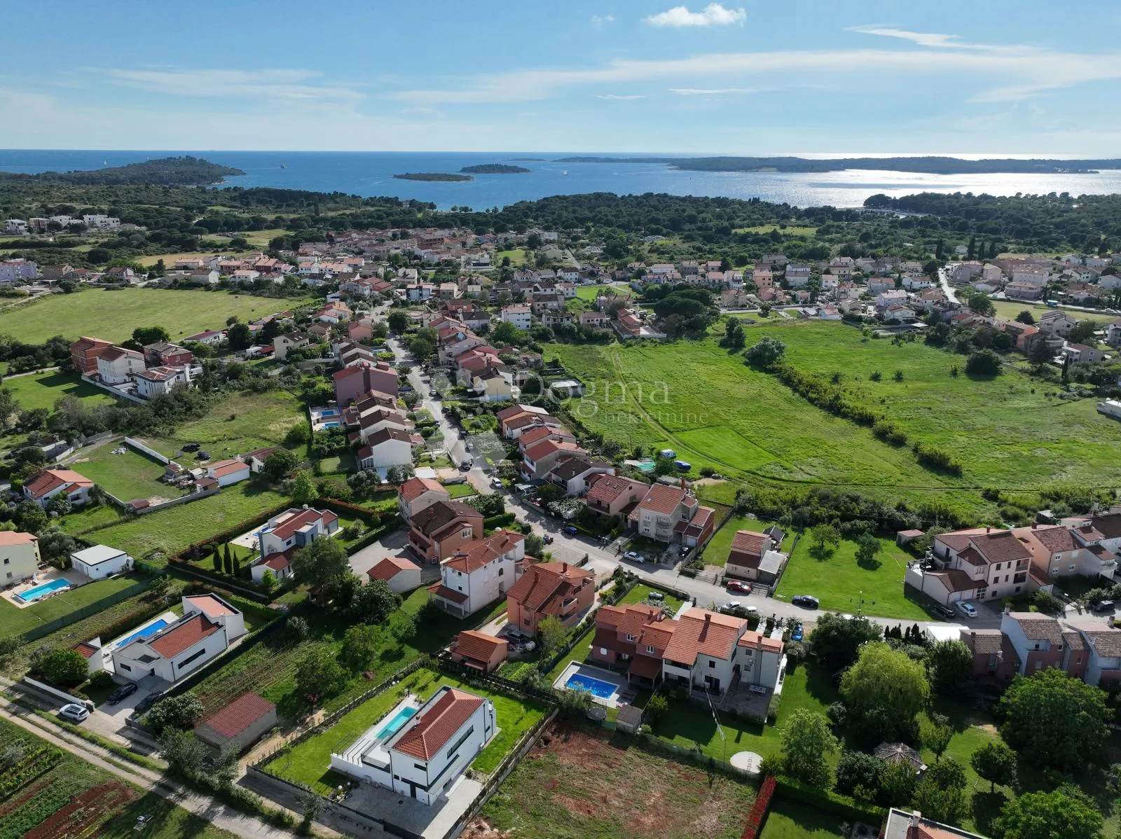 atraktivno građevinsko zemljište blizina mora - slika 2