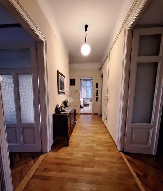 belveder-130.75m2,5skl gospodski stan,adaptiran - slika 8