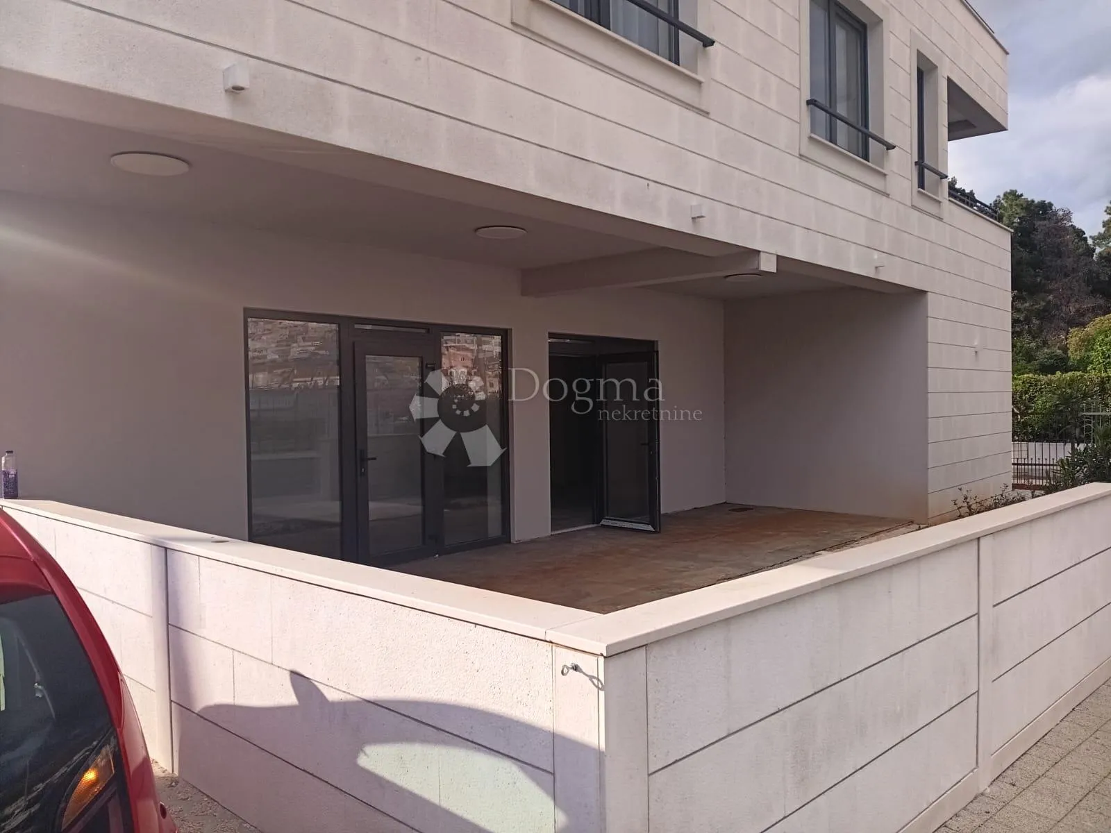 poslovni prostor u novogradnji na vrhunskoj lokaciji -lapadska obala dubrovnik - slika 2