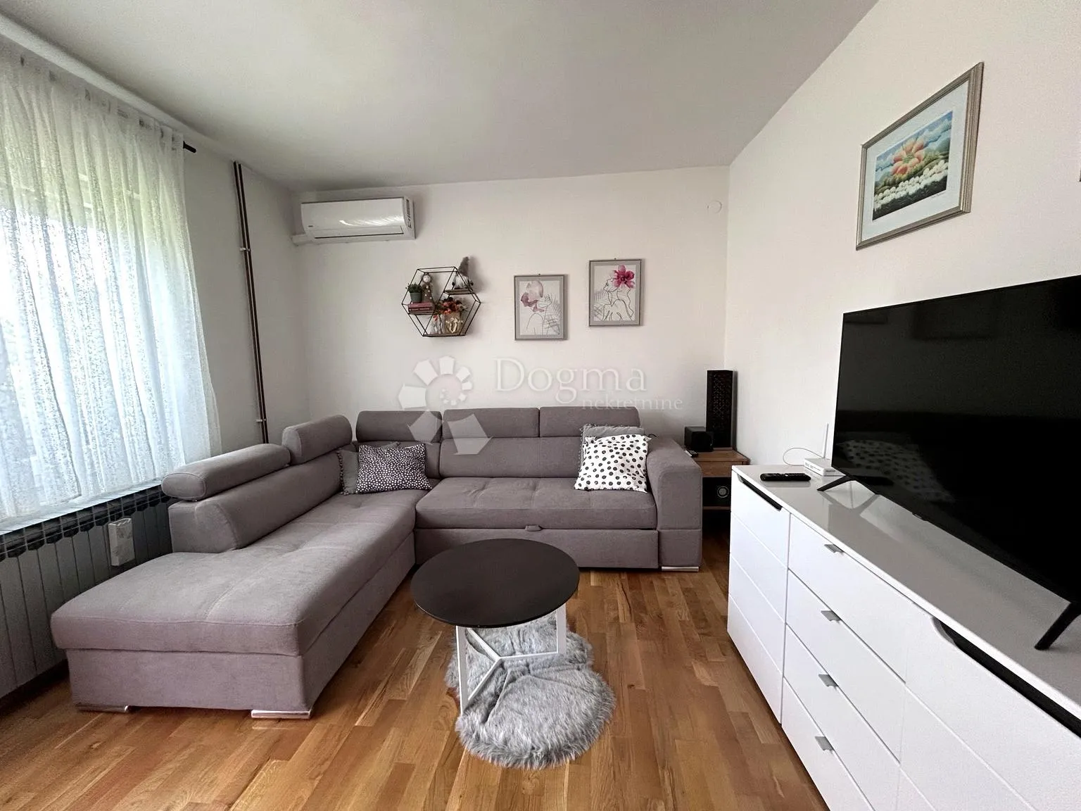 križ, obnovljena kuća bez ulaganja, 2 spavaće sobe, 1.199 m² okućnice - slika 5