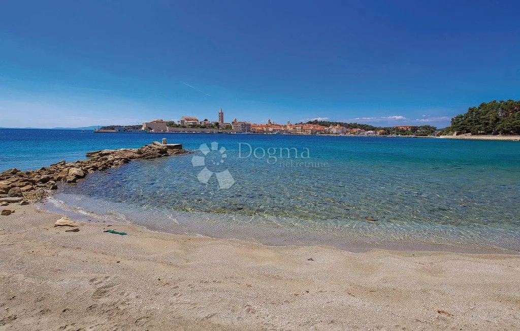 banjol-dvojna mediteranska vila s pogledom na more i bazenima - slika 52