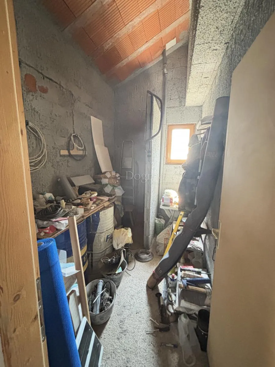 ićevo – obiteljska kuća s prostranom okućnicom, blizina skradina - slika 22