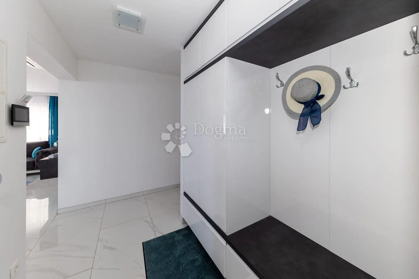 luksuzna novogradnja crikvenica 30m od mora - slika 23