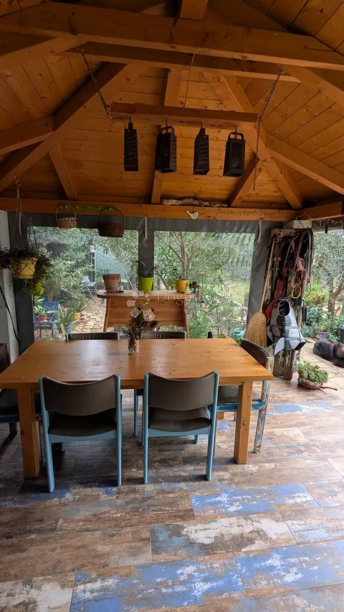 predivna apartmanska kuća na odličnom mjestu - slika 17