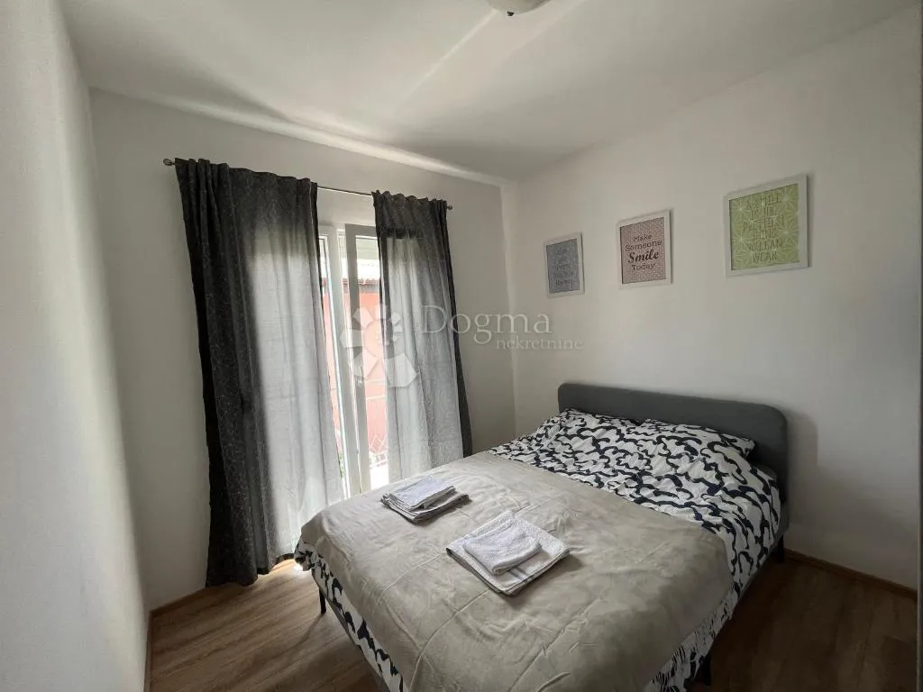 prilika!! 2 kuće u blizini centra crikvenice - slika 15