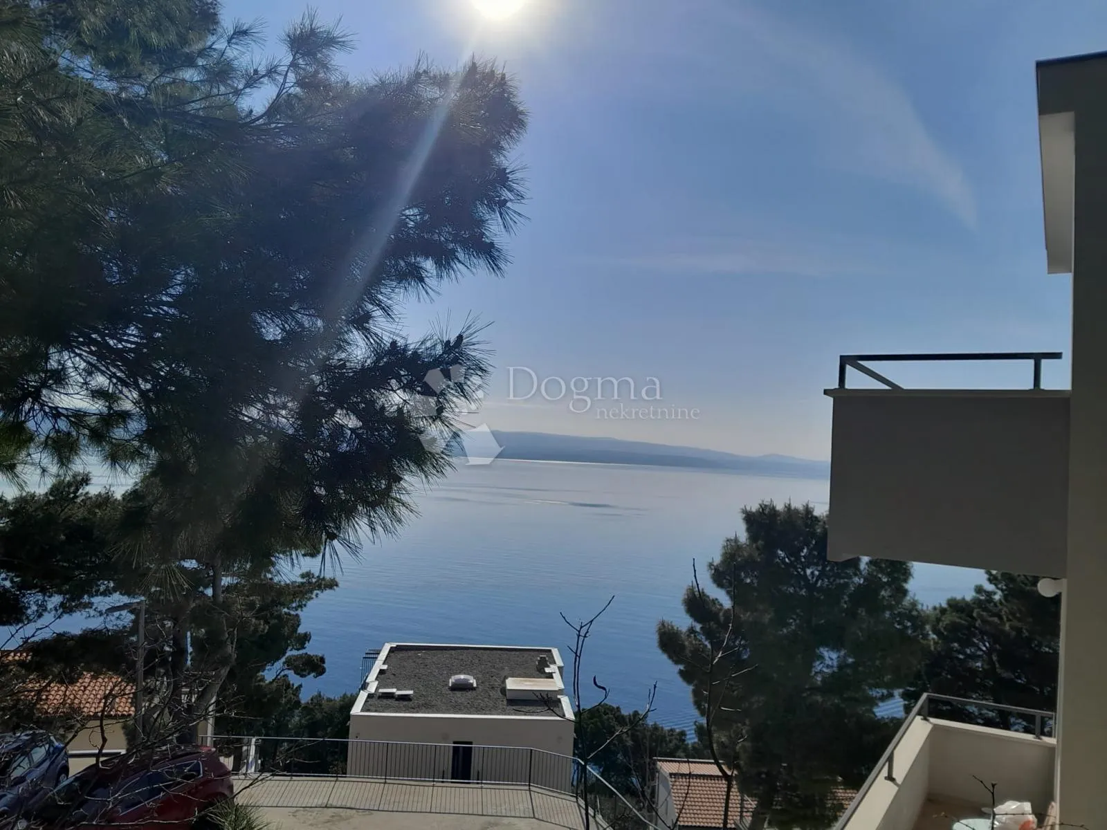 građevinsko zemljište brela 1070m2 - slika 4