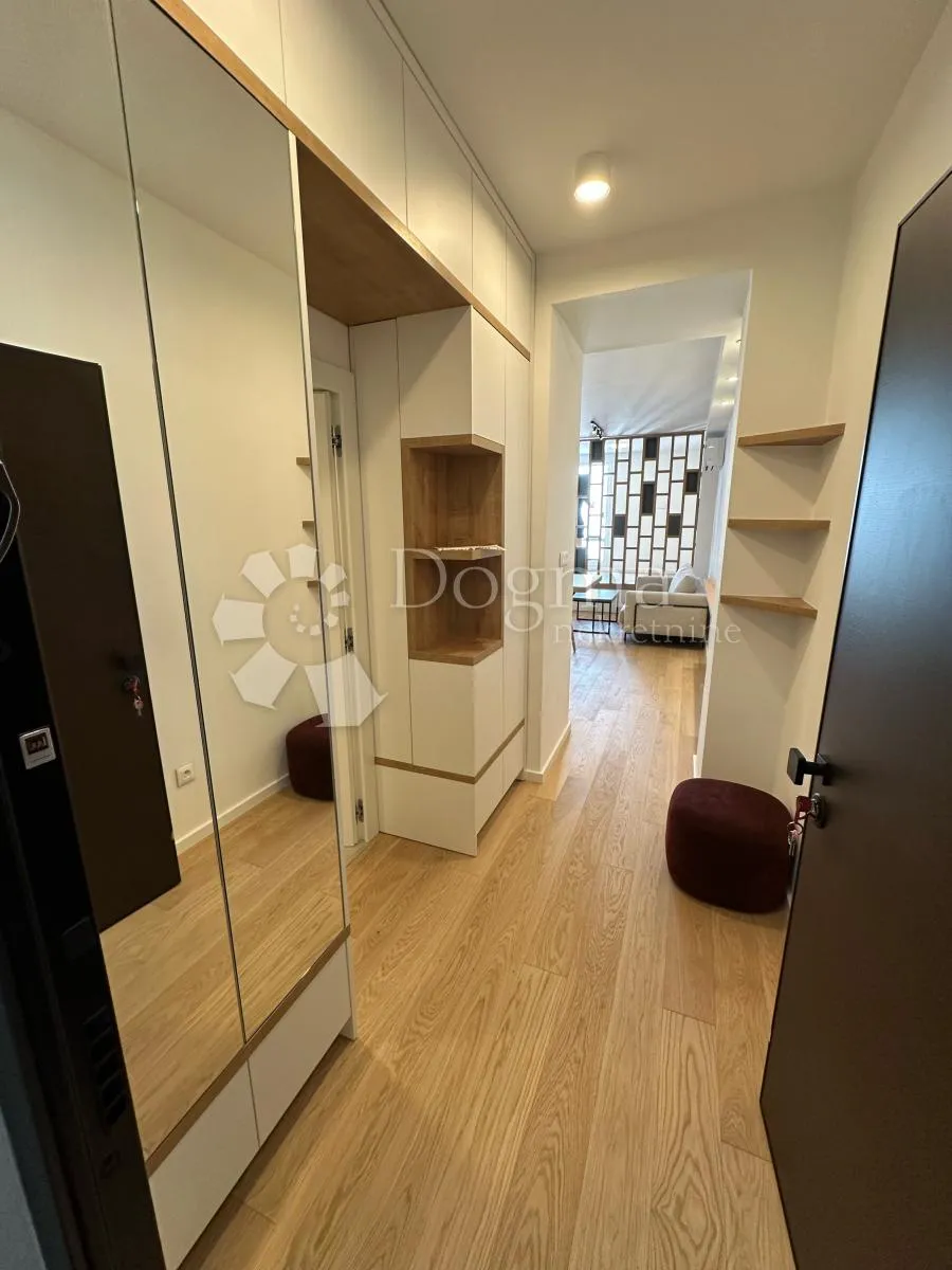 dizajnerski studio apartman u poslovnom centru raba!!! samo kod nas! - slika 2