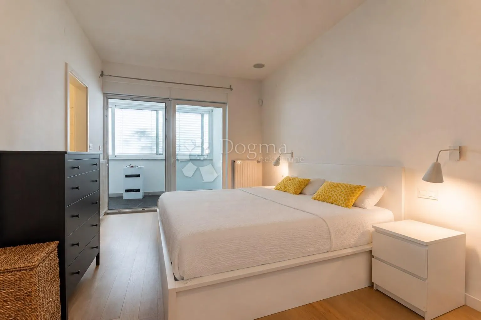 luksuzan dvoetažan penthouse - maksimir - slika 14