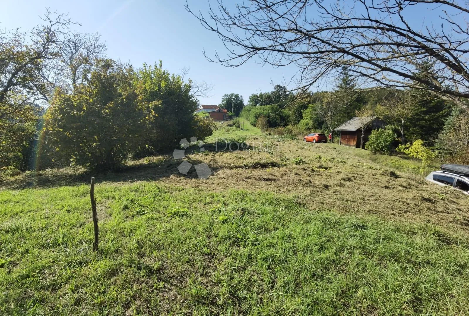 Građevinsko zemljište 678m² - Kupljenovo, Zaprešić