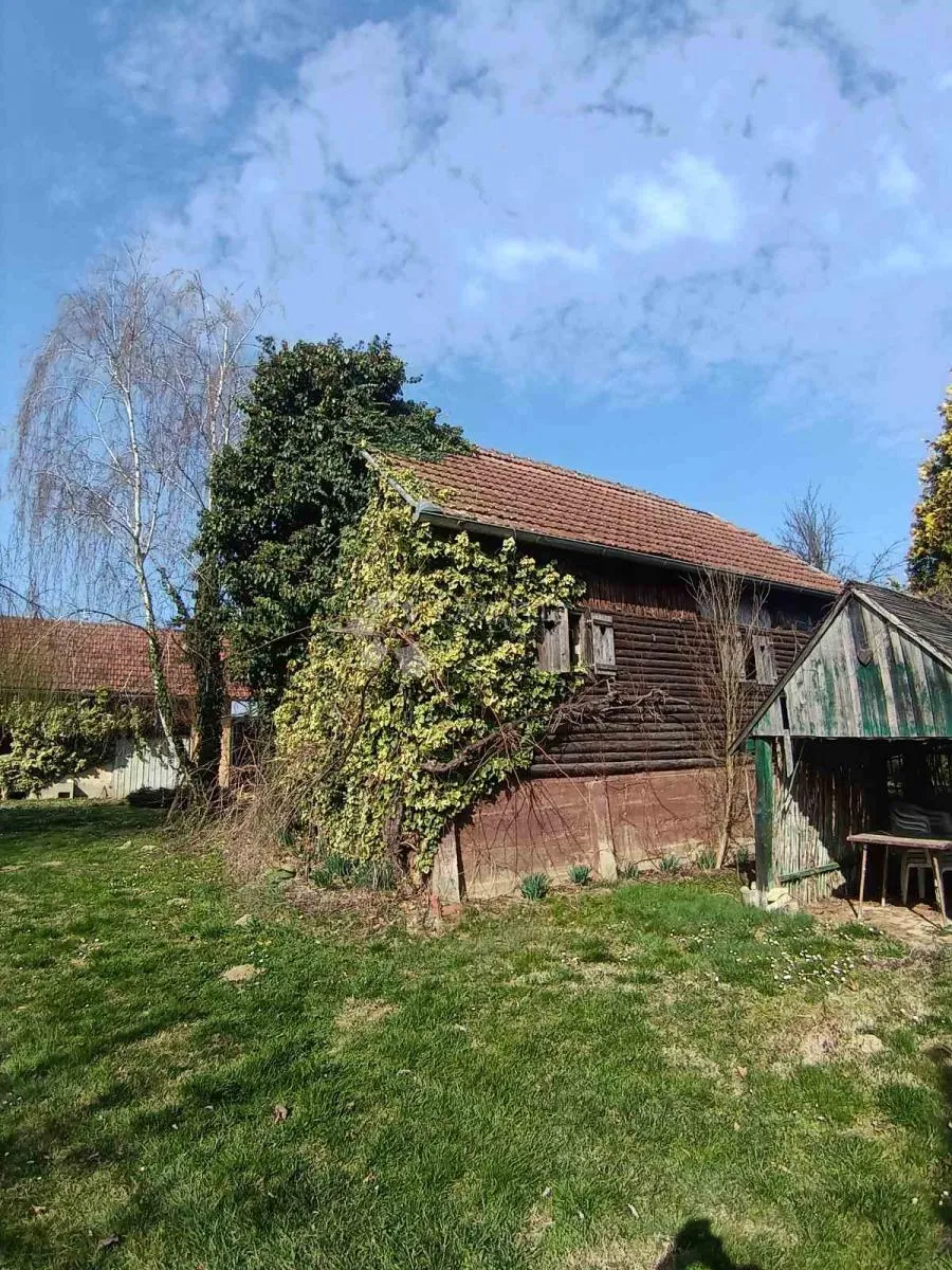 imanje s dva jezera i kućama na 23.755 m²! - slika 13