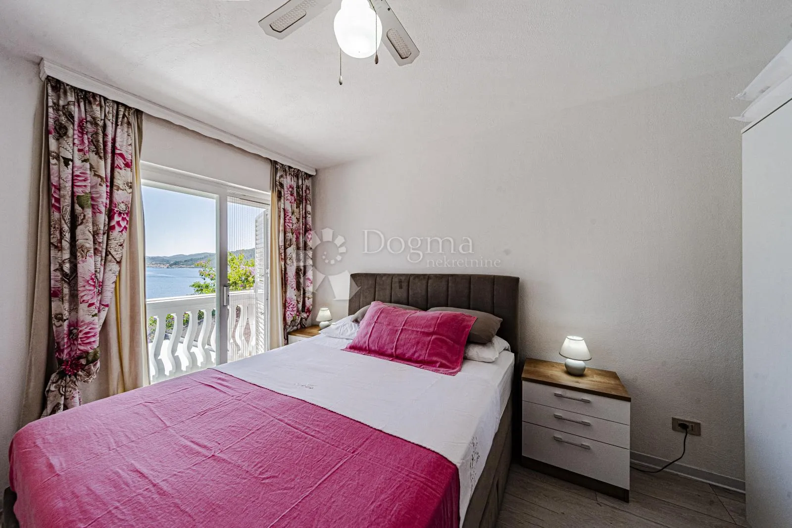 prvi red do mora: samoodrživa apartmanska vila s uhodanim poslovanjem – vela luka, korčula - slika 140