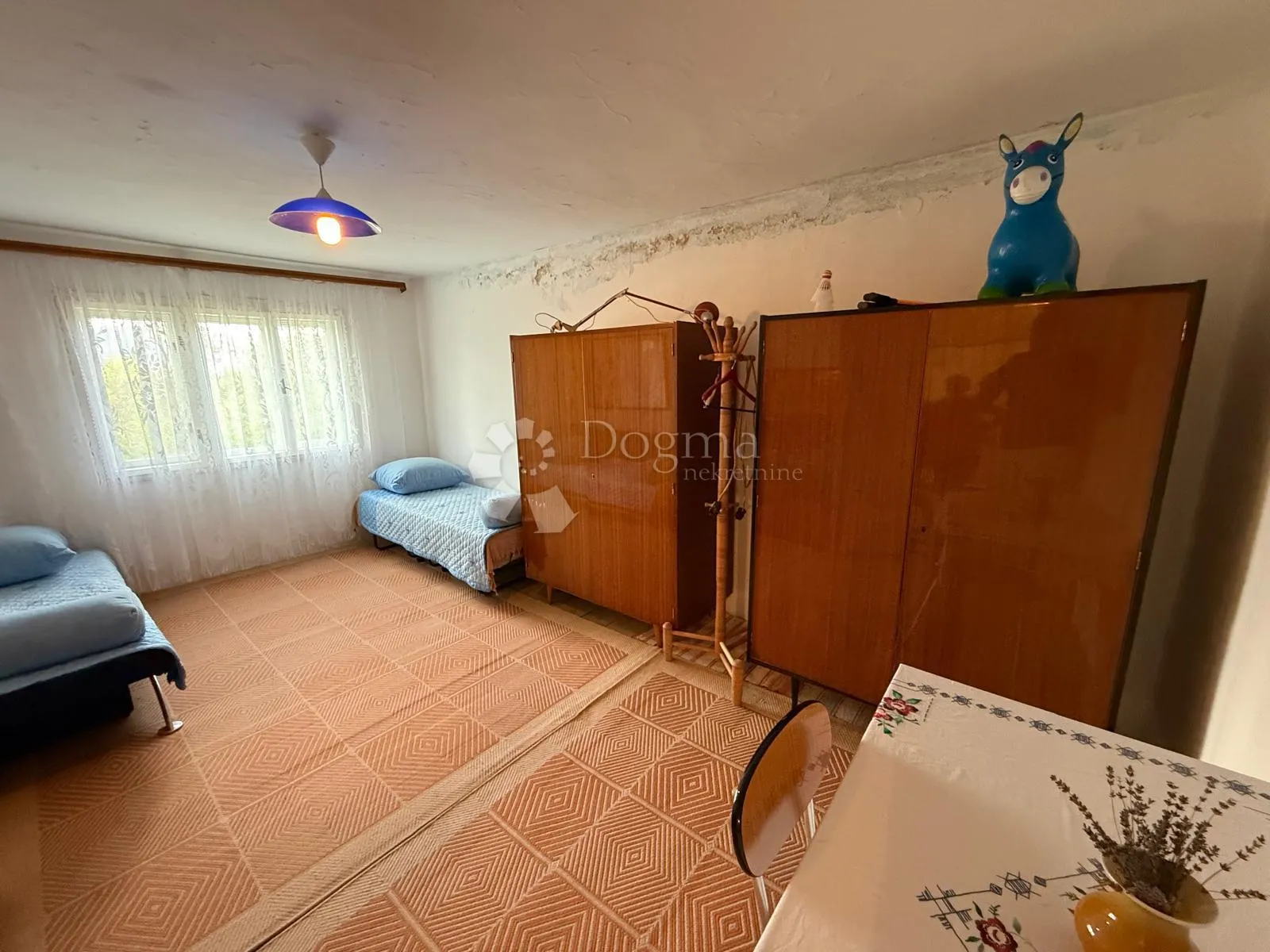 useljivo imanje na osami šuma zelenilo pogled - slika 12