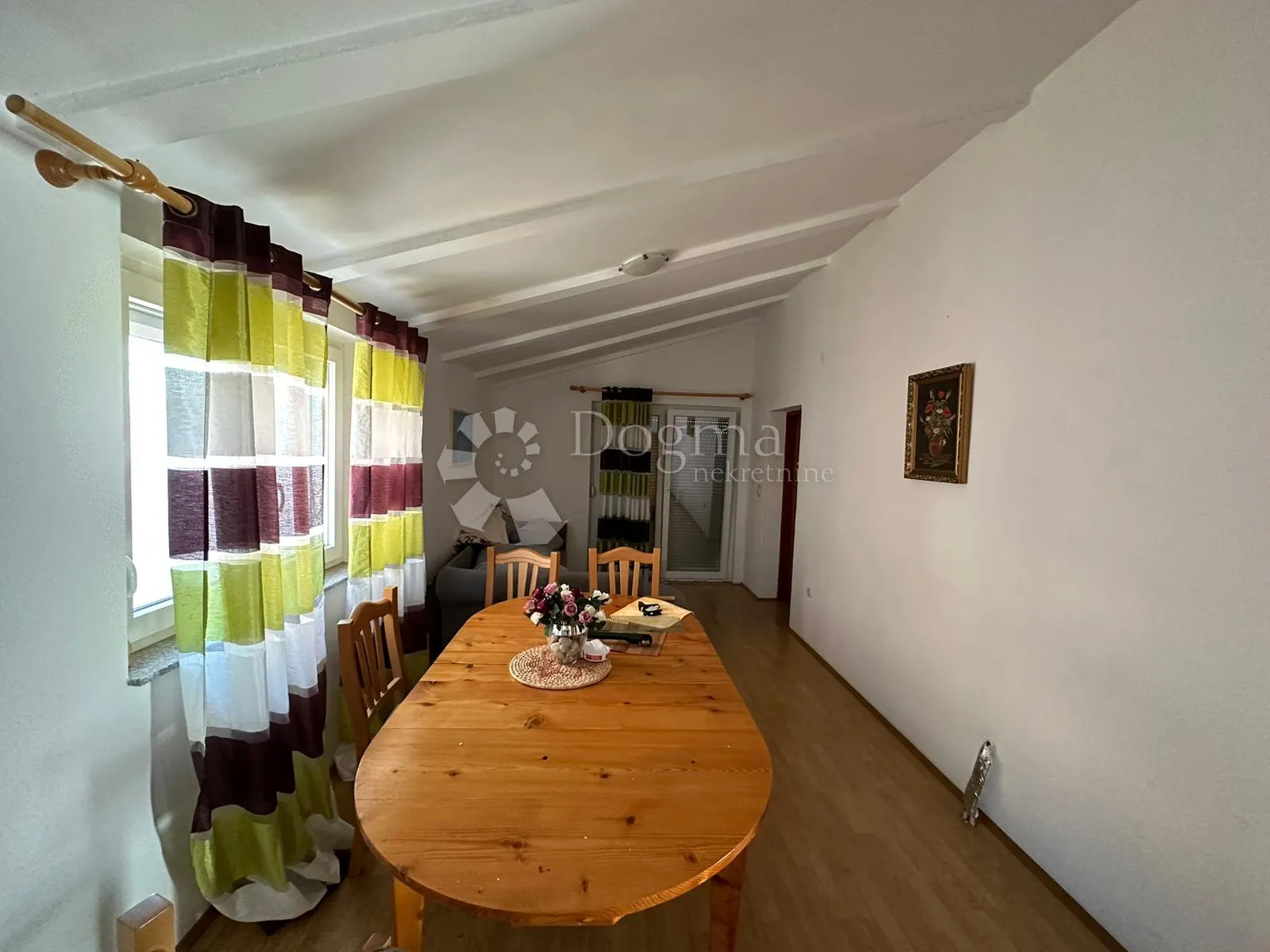 apartmanska kuća na 50 metara do mora - slika 36
