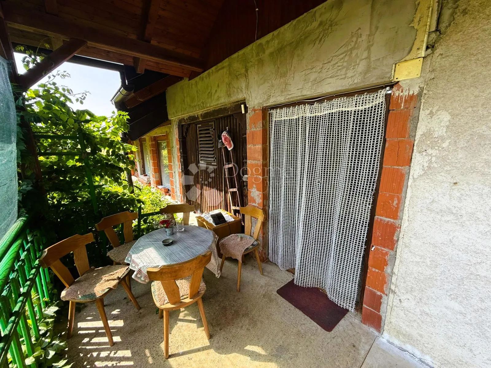 mirna oaza u srcu prirode – kuća s velikim zemljištem u varaždin bregu - slika 19