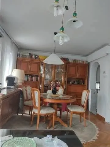 zagreb - perjavica - investicijska prilika - kuća na zemljištu 1462 m2 + 2 građevinska zemljišta - slika 7