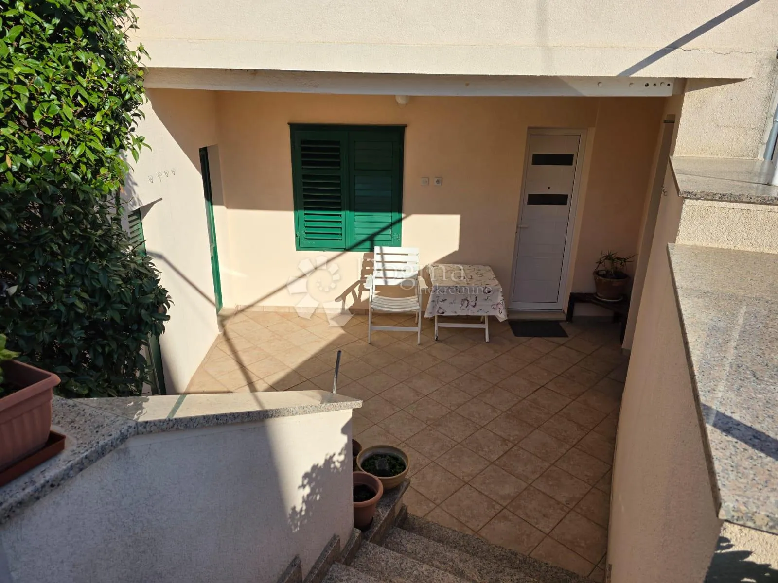 šibenik- 2 kuće u centru grada ! izvrsna prilika - slika 3