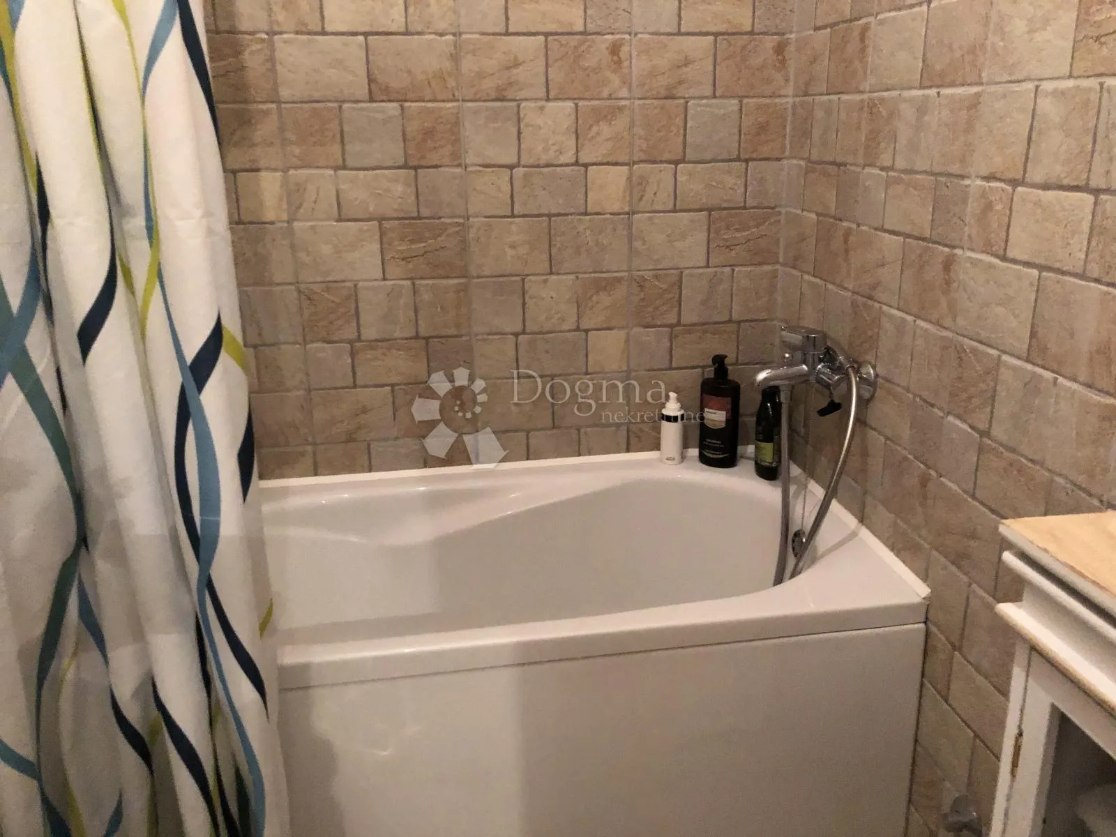 apartman 200m od mora - slika 5